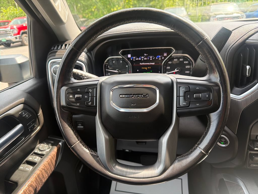 Certified 2022 GMC Sierra 3500 Denali w/ Denali Ultimate Package AWD/4WD image 16
