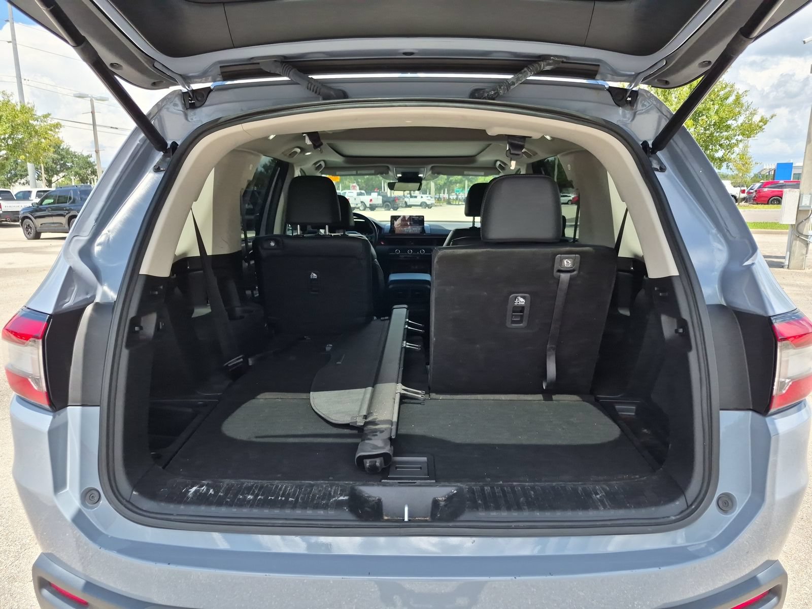 Used 2023 Honda Pilot Touring image 31