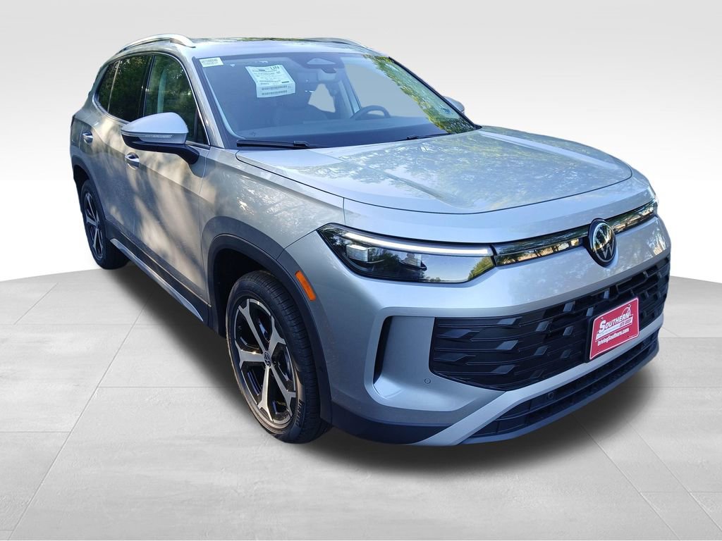 New 2026 Volkswagen Tiguan SE image 7