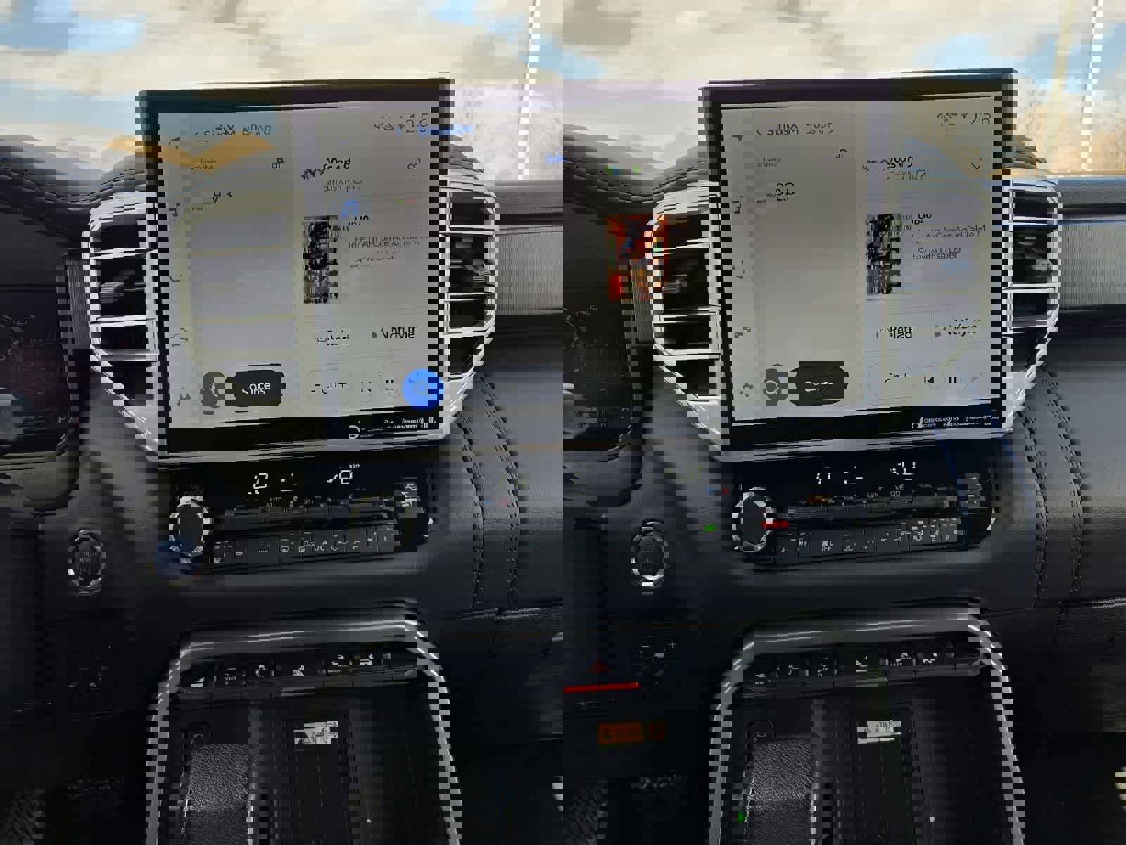 Used 2023 Toyota Tundra Platinum w/ Advanced Package image 28