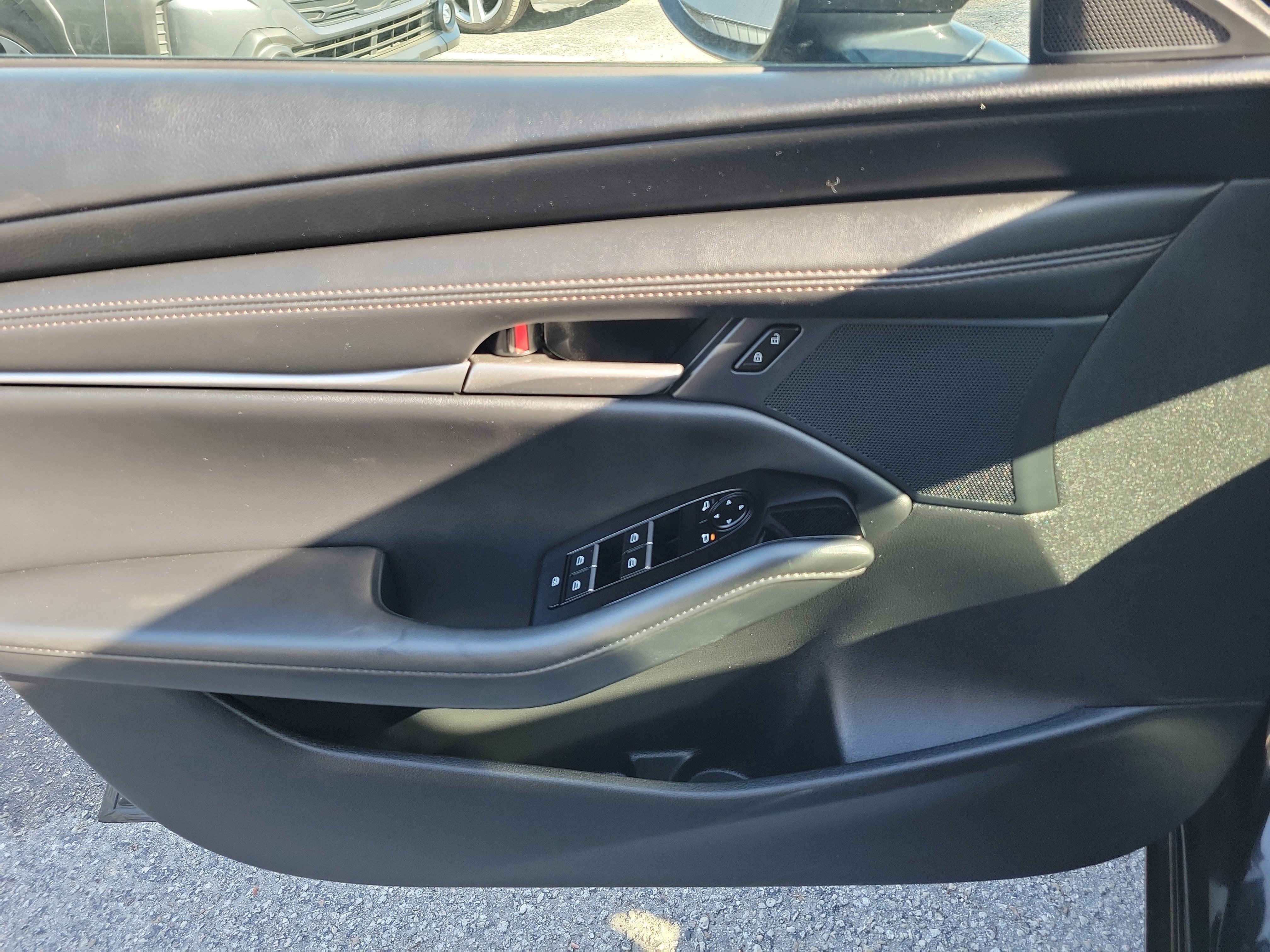 Used 2024 MAZDA MAZDA3 s FWD image 17