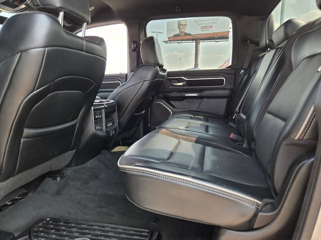 Used 2024 RAM 1500 Laramie AWD/4WD image 5