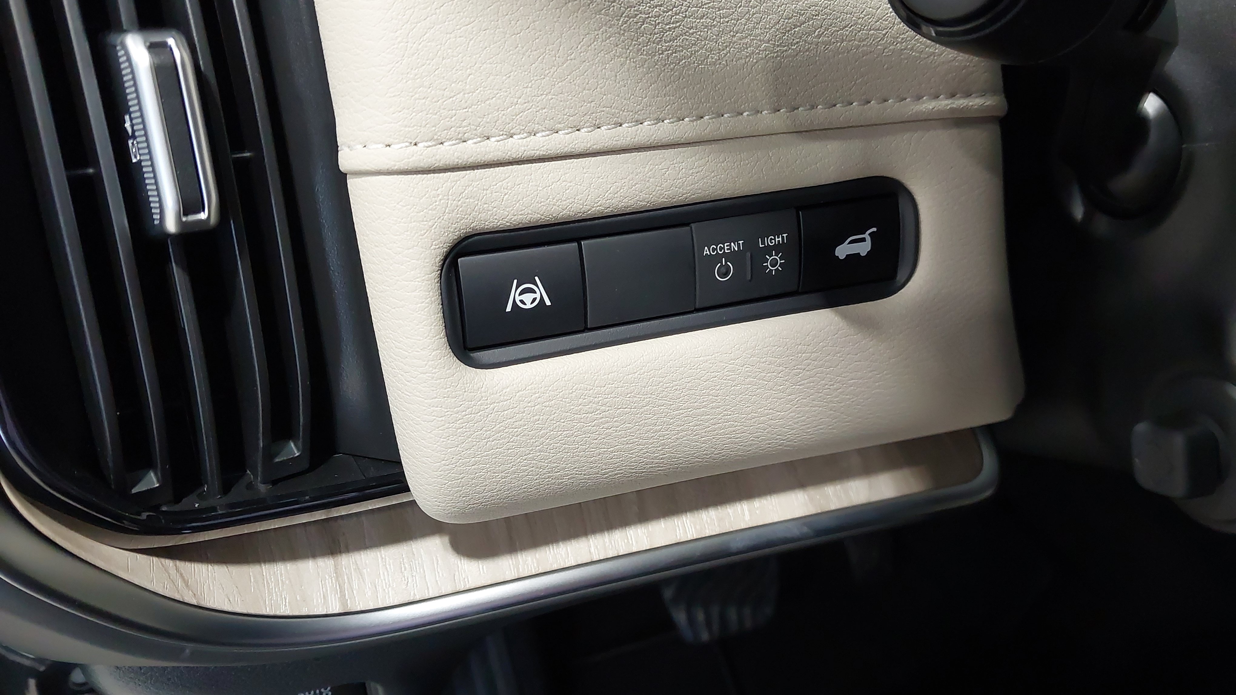 New 2026 Nissan Armada Platinum AWD/4WD image 22