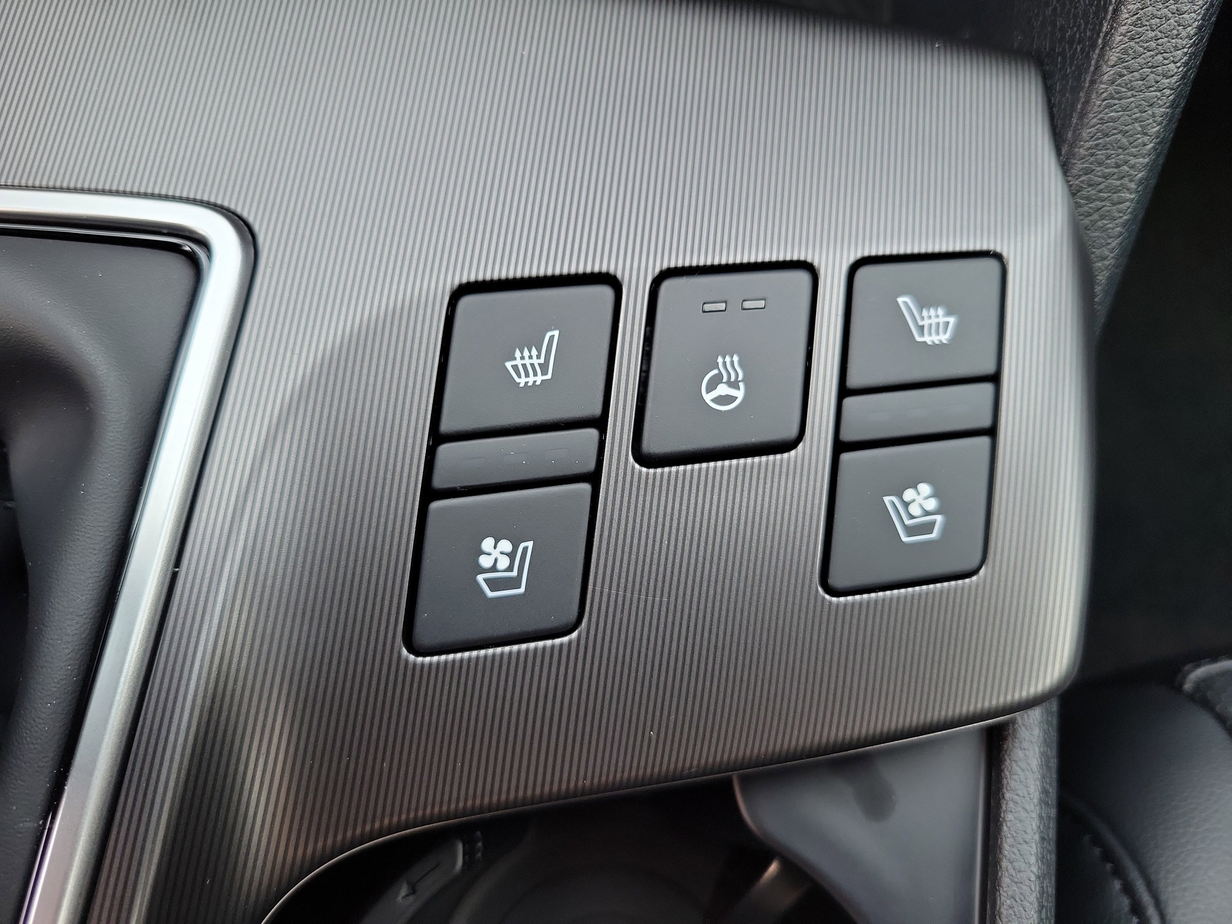 New 2026 Kia Sportage SX image 13