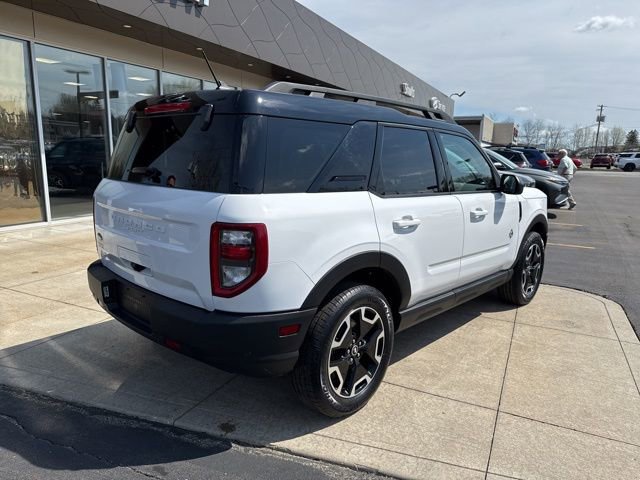 Used 2023 Ford Bronco Sport Outer Banks w/ Tech Package AWD/4WD image 21