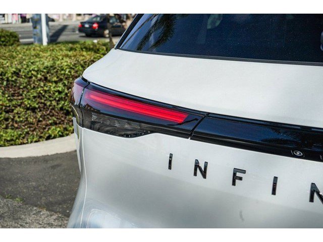 New 2026 INFINITI QX60 Sport w/ Dark Cargo Package AWD/4WD image 7
