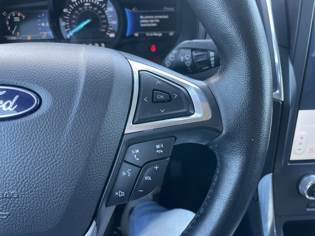 Used 2023 Ford Edge Titanium image 21