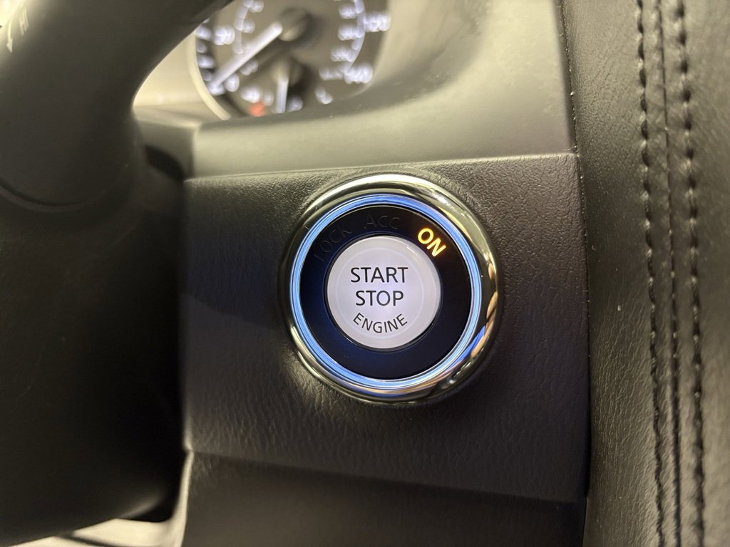 Used 2023 Nissan Armada SV image 23