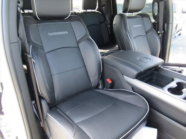 New 2026 RAM 3500 Laramie AWD/4WD image 13