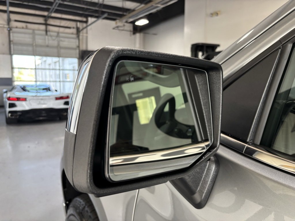 New 2026 Chevrolet Silverado 1500 LTZ w/ LTZ Premium Package image 9