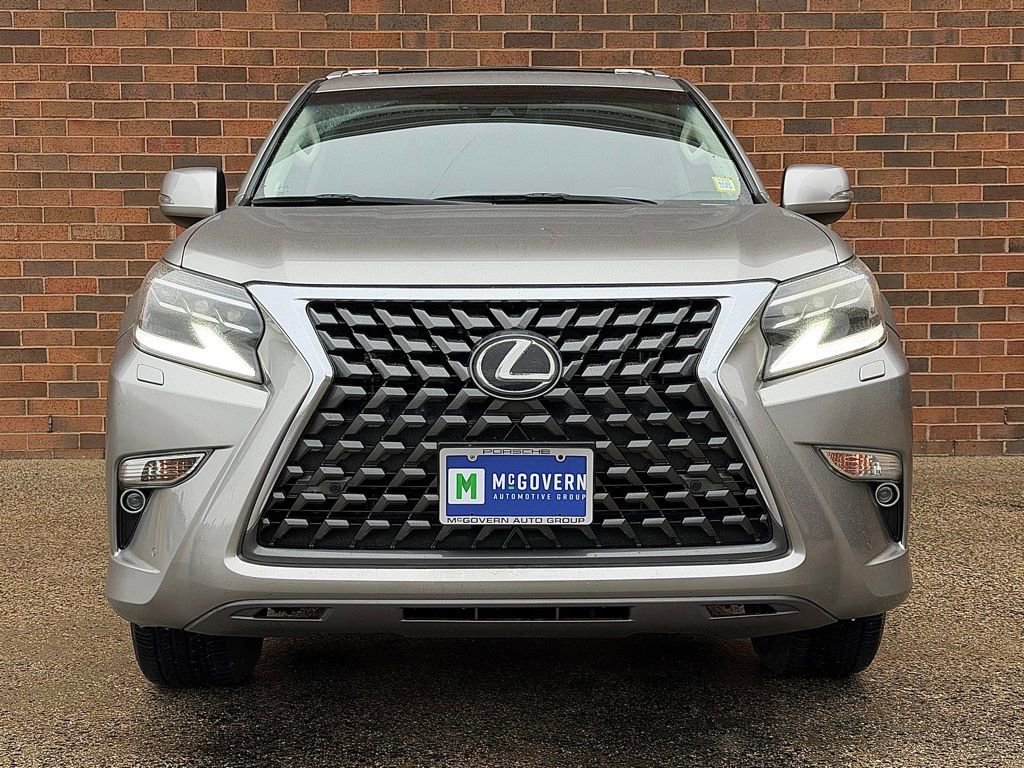 Used 2020 Lexus GX 460 Premium w/ Premium Package image 9
