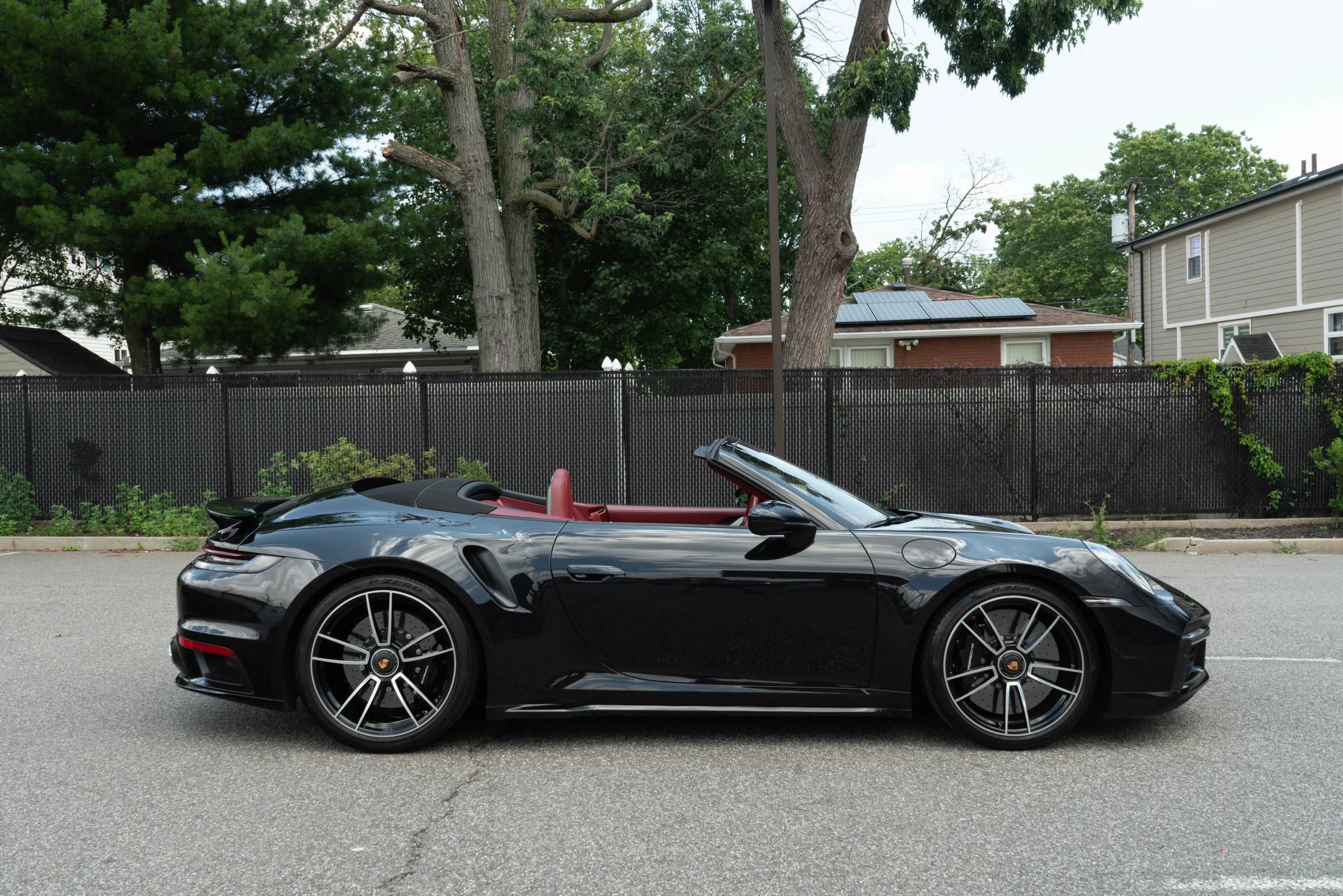 Used 2021 Porsche 911 Turbo image 18