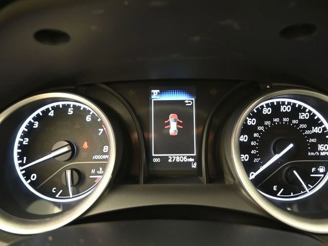 Used 2021 Toyota Camry LE image 10