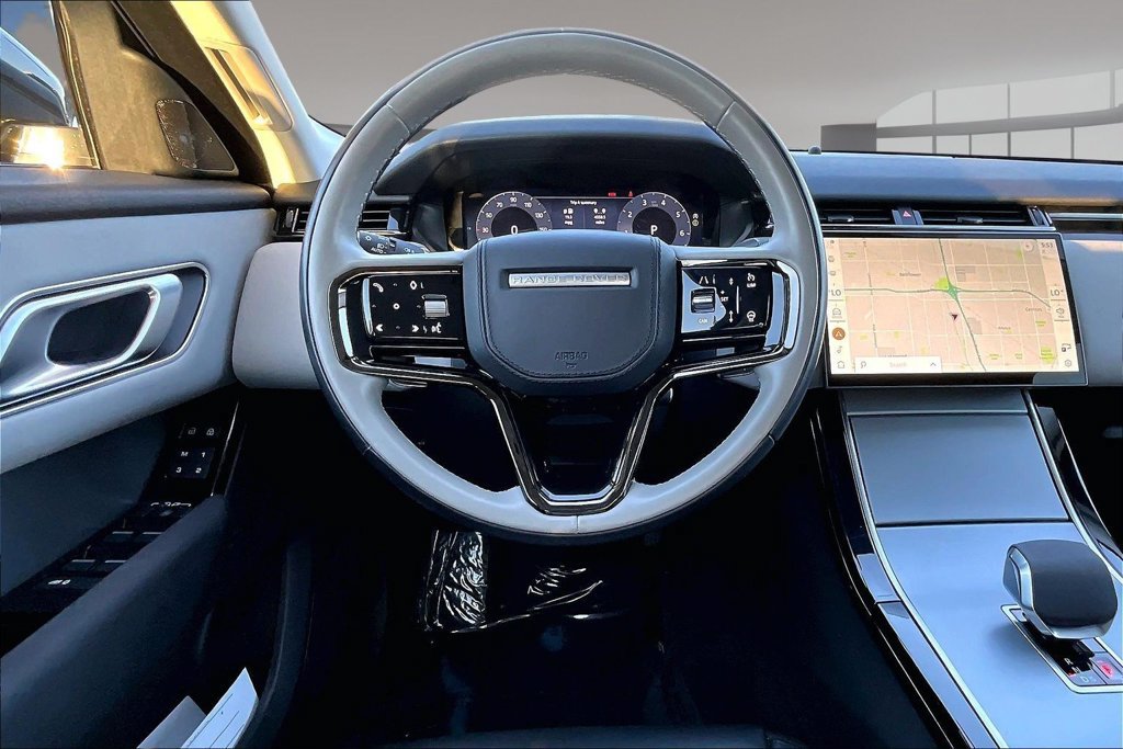 Certified 2024 Land Rover Range Rover Velar S AWD/4WD image 8