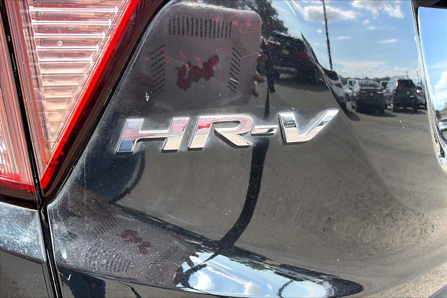 Used 2016 Honda HR-V LX image 26