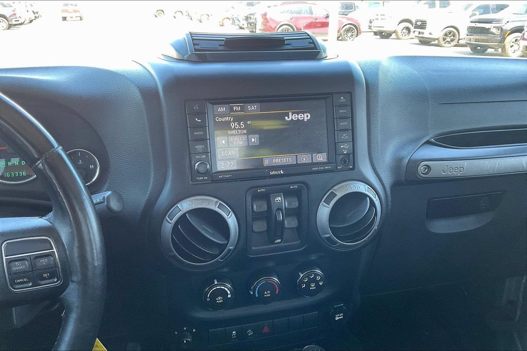 Used 2014 Jeep Wrangler Unlimited Sport w/ Quick Order Package 24S AWD/4WD image 13