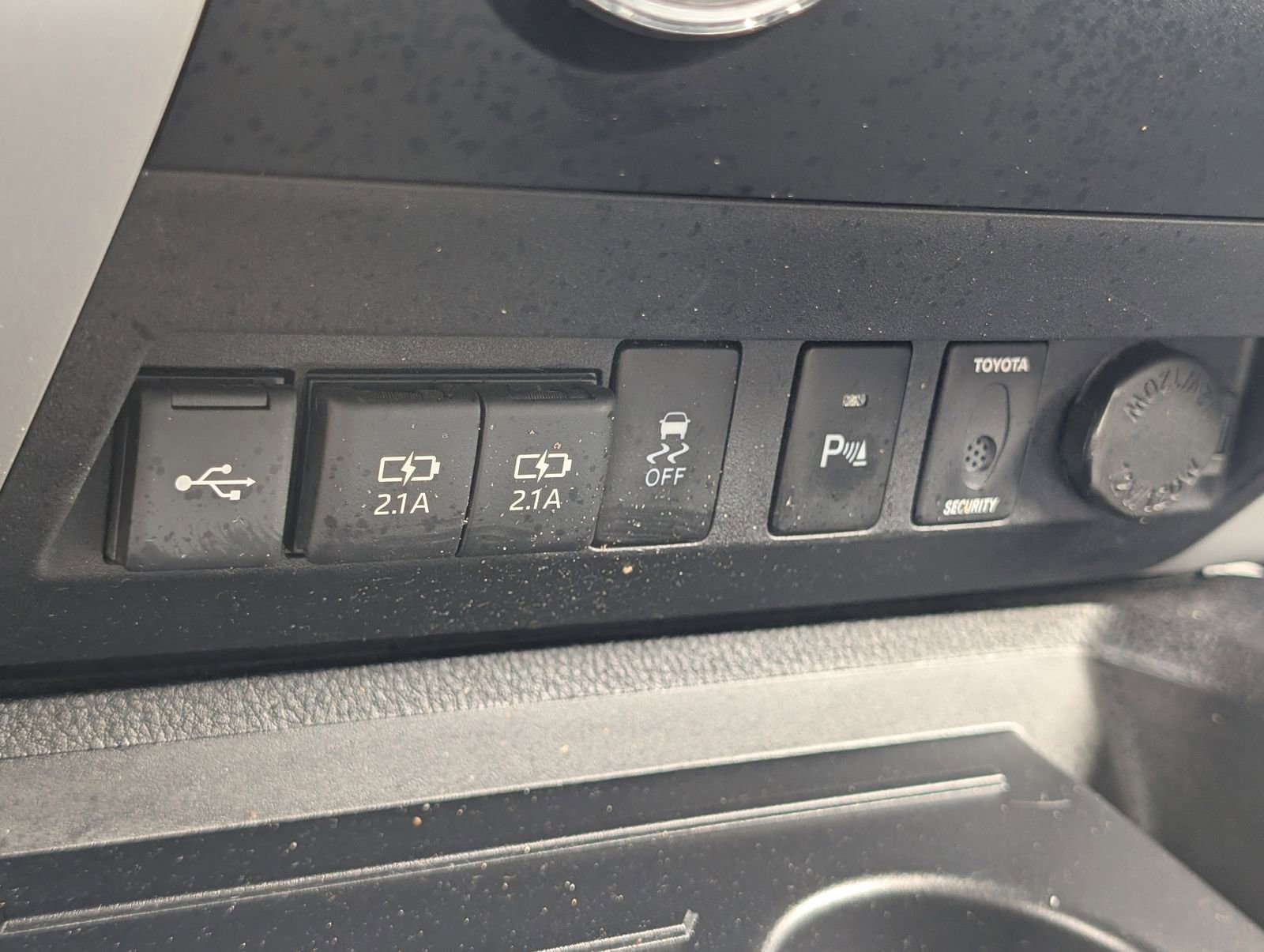 Used 2021 Toyota Tundra Platinum image 30