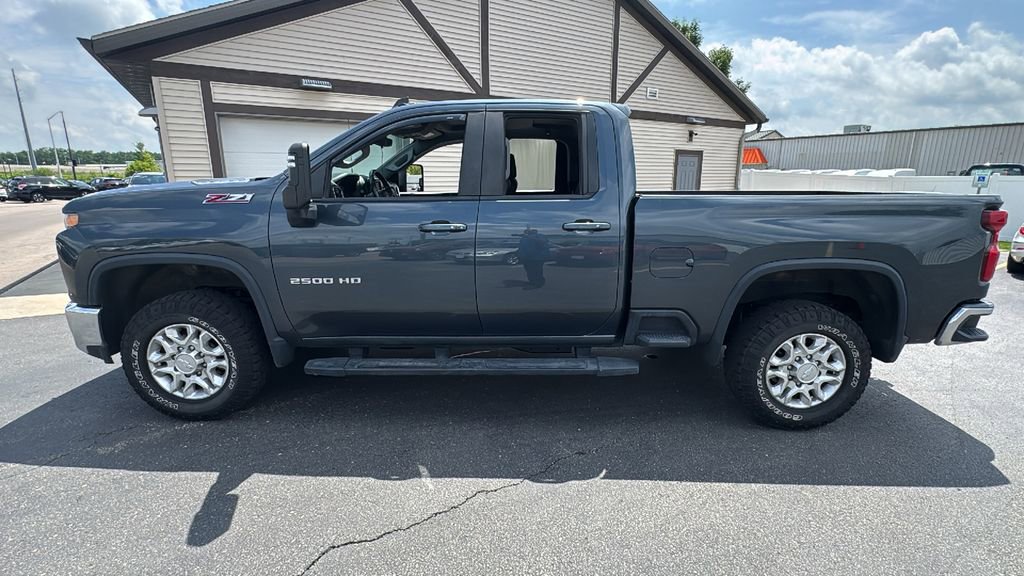 Used 2020 Chevrolet Silverado 2500 LT w/ Convenience Package AWD/4WD image 6