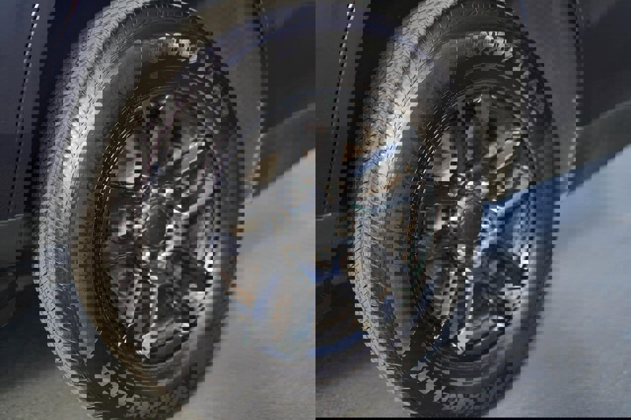 Used 2022 Chevrolet Tahoe LT w/ Luxury Package image 10