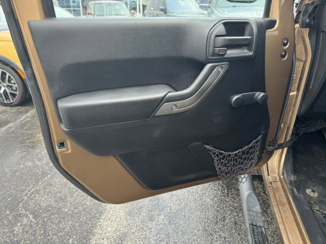 Used 2015 Jeep Wrangler Sport image 9