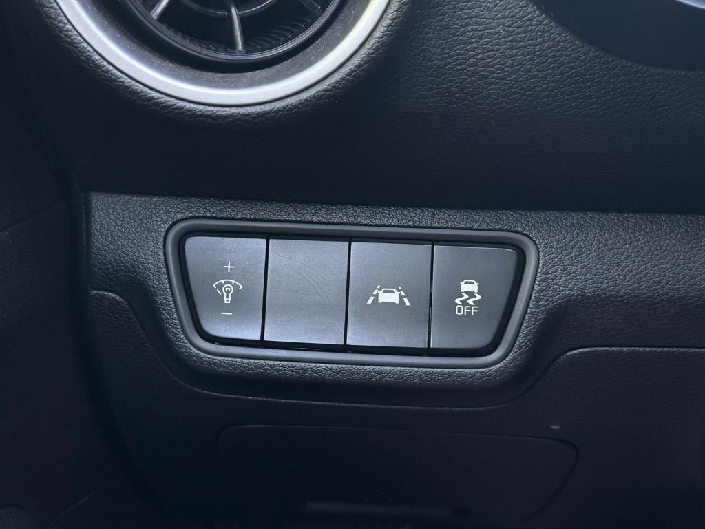 Certified 2021 Kia Forte LXS FWD image 21