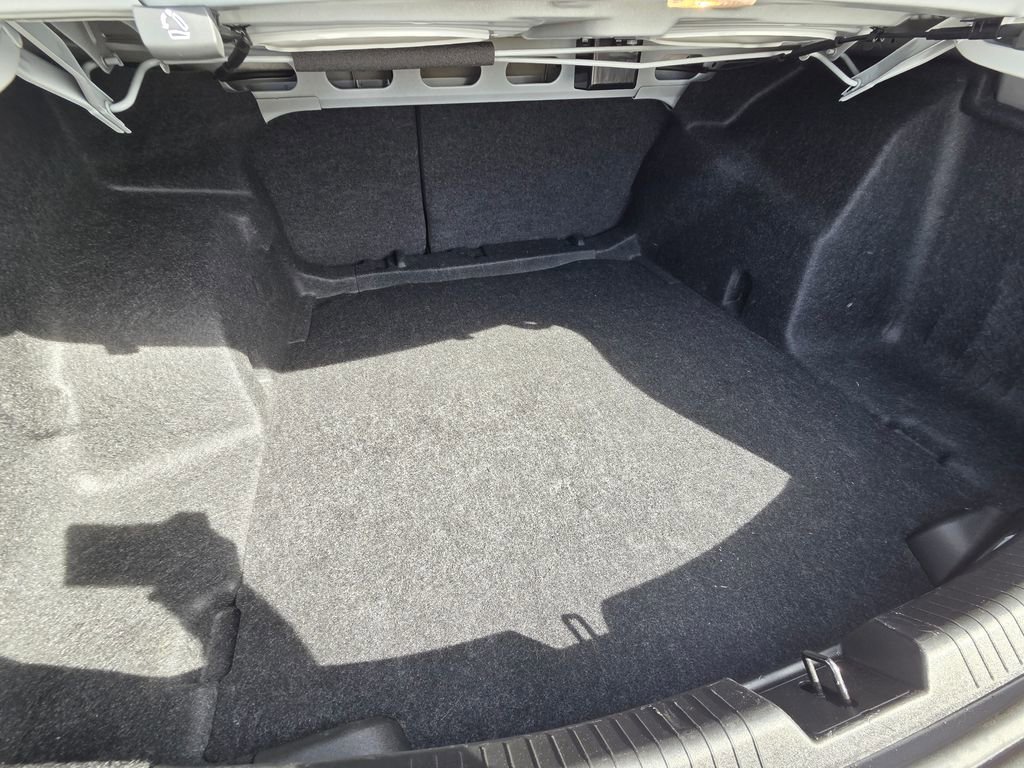 Used 2025 Chevrolet Malibu LS image 24