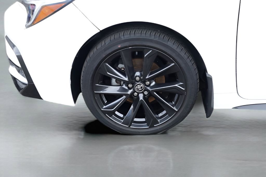Certified 2023 Toyota Corolla SE w/ Carpet Mat Package (TMS) image 3