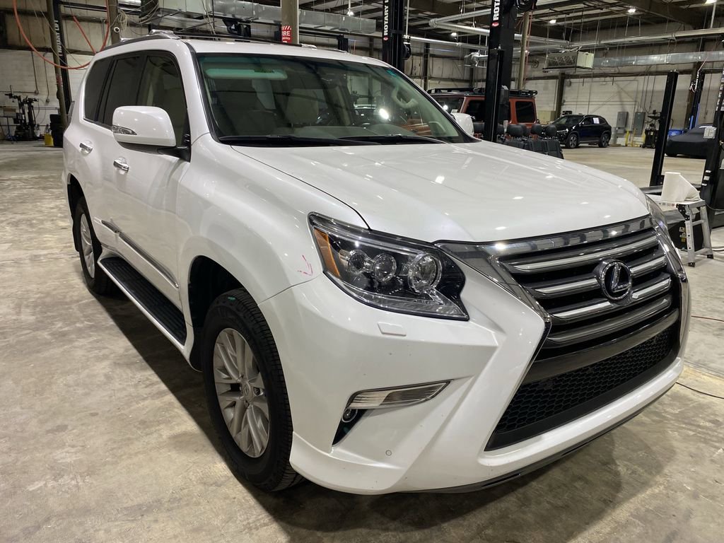 Used 2015 Lexus GX 460 w/ Premium Package AWD/4WD video 1