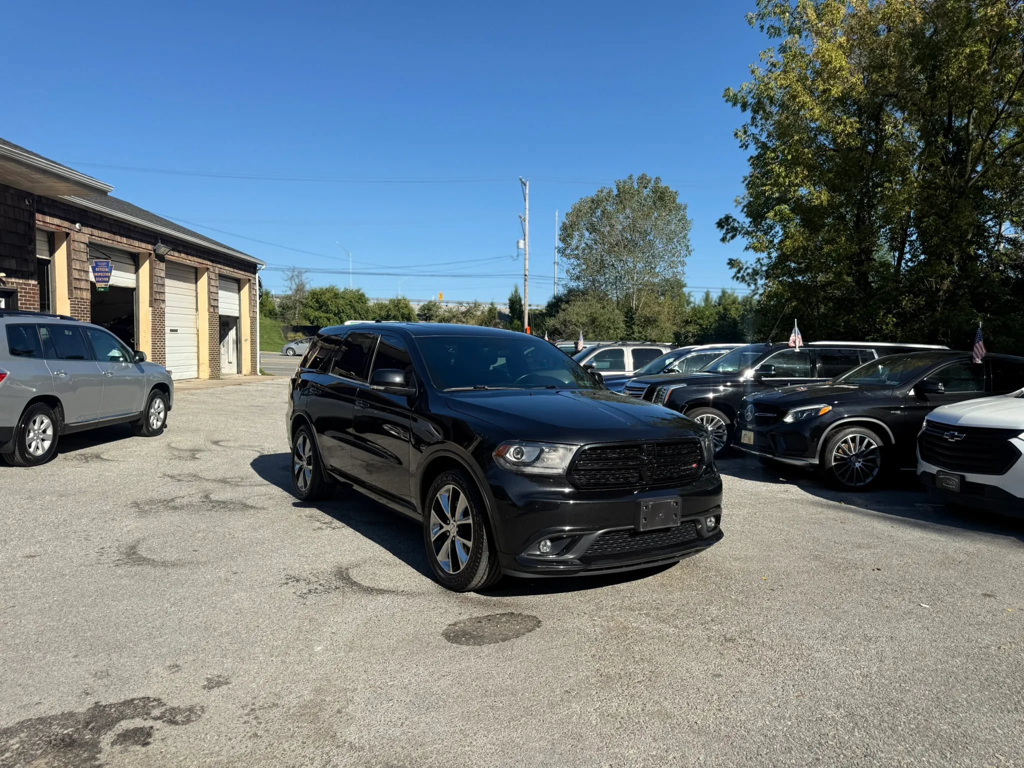 Used 2014 Dodge Durango R/T w/ Trailer Tow Group IV AWD/4WD image 2