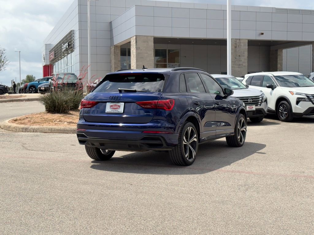 Used 2024 Audi Q3 2.0T Premium Plus w/ Premium Plus Package image 5
