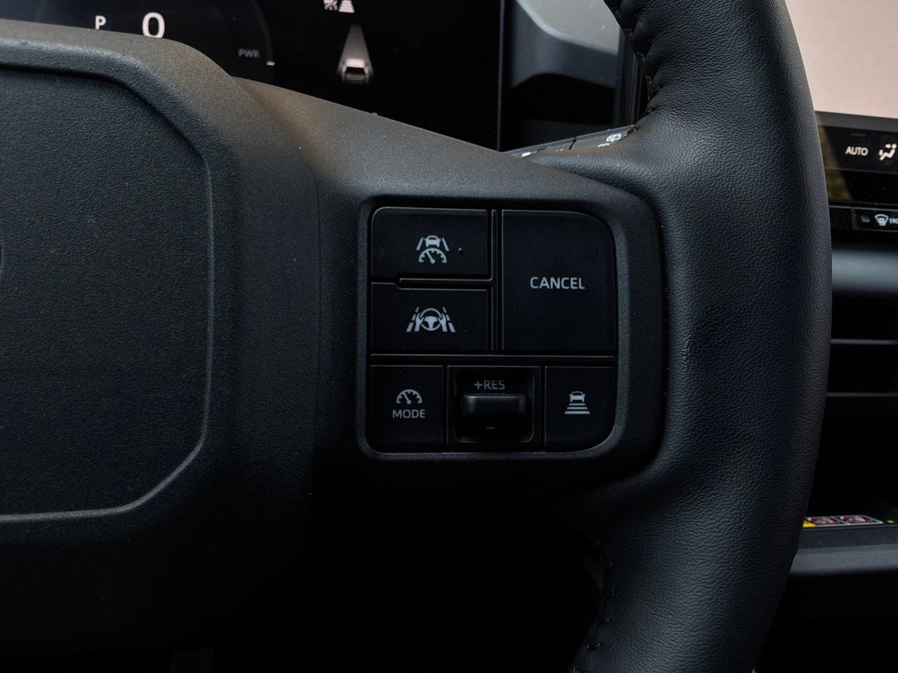 Used 2026 Toyota RAV4 XSE AWD/4WD image 41