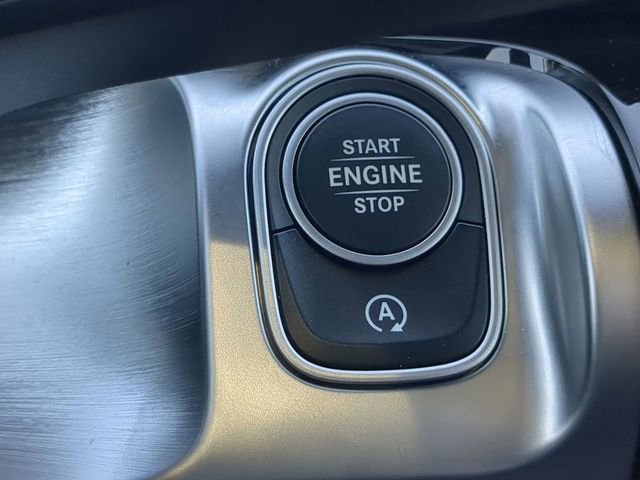 Used 2023 Mercedes-Benz GLB 250 image 28