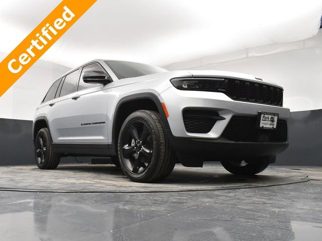 Certified 2023 Jeep Grand Cherokee Altitude image 19