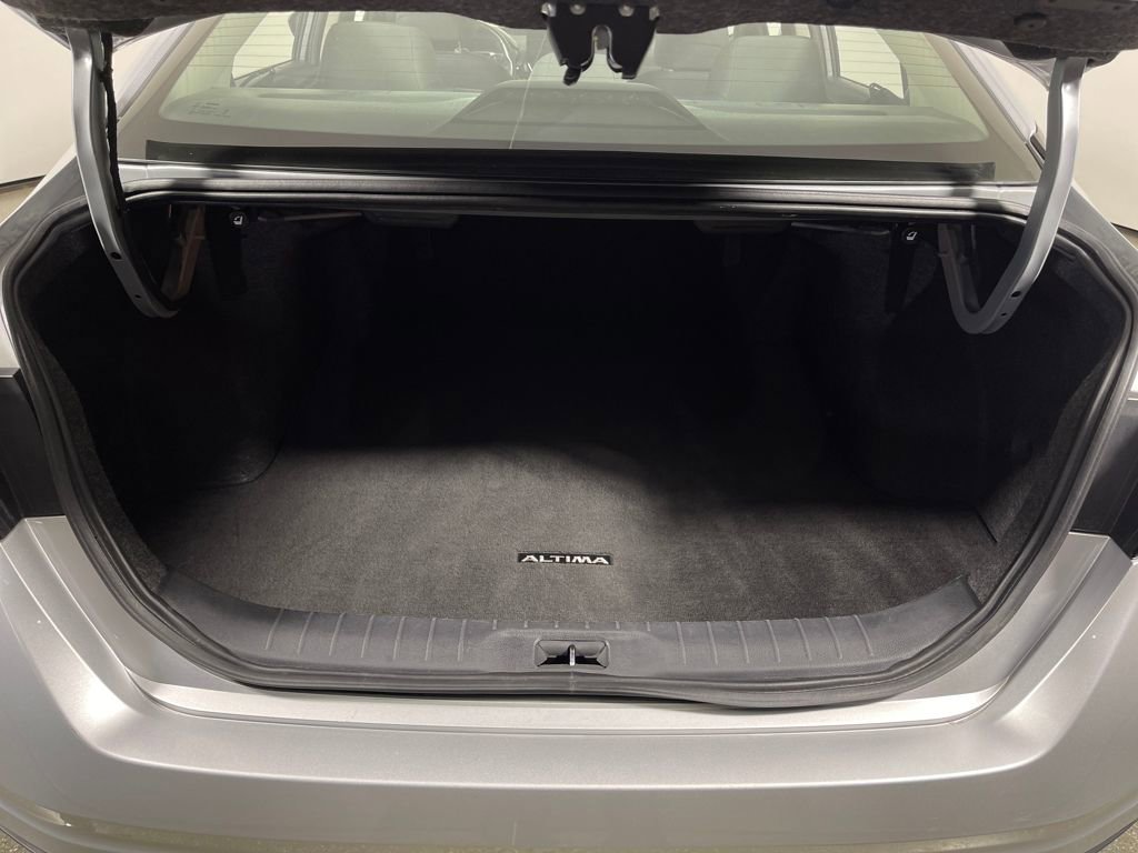 Used 2024 Nissan Altima 2.5 SV w/ SV Premium Package image 10