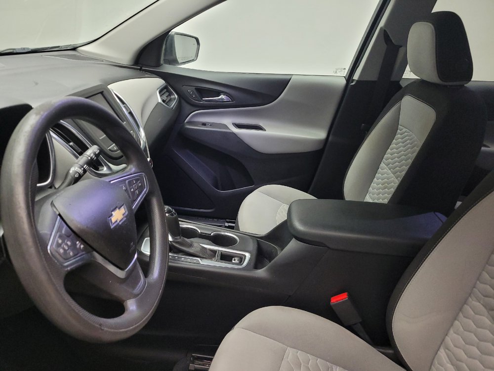 Used 2021 Chevrolet Equinox LT FWD image 17