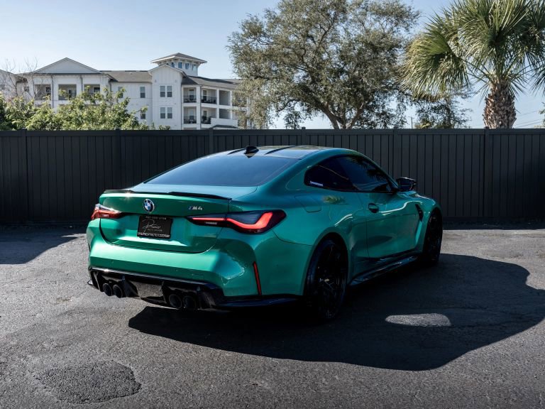 Used 2021 BMW M4 Coupe image 3