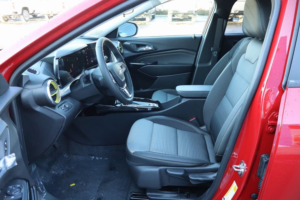 New 2026 Chevrolet Trax LT w/ LT Convenience Package image 4
