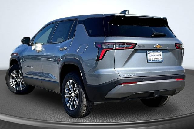 New 2026 Chevrolet Equinox LT w/ Convenience Package II FWD image 3