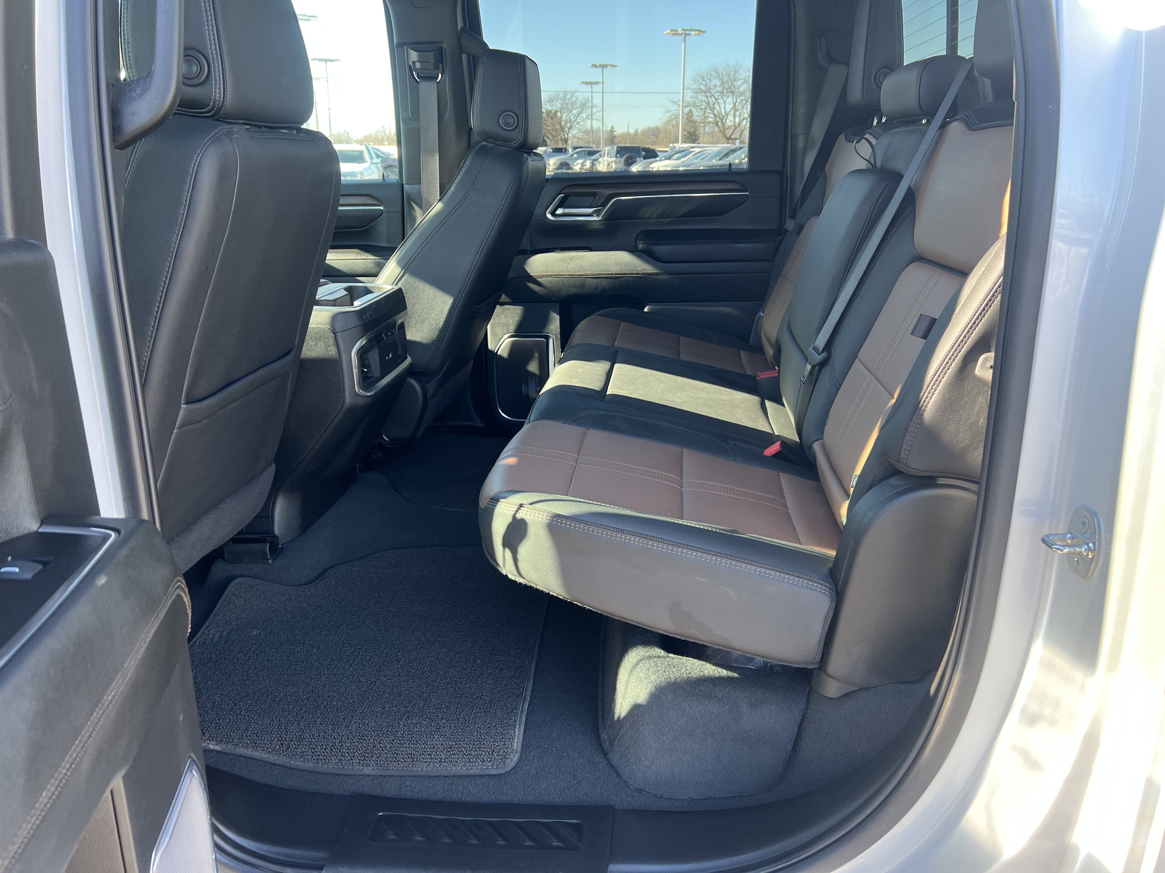 Certified 2024 Chevrolet Silverado 3500 High Country w/ Technology Package image 15