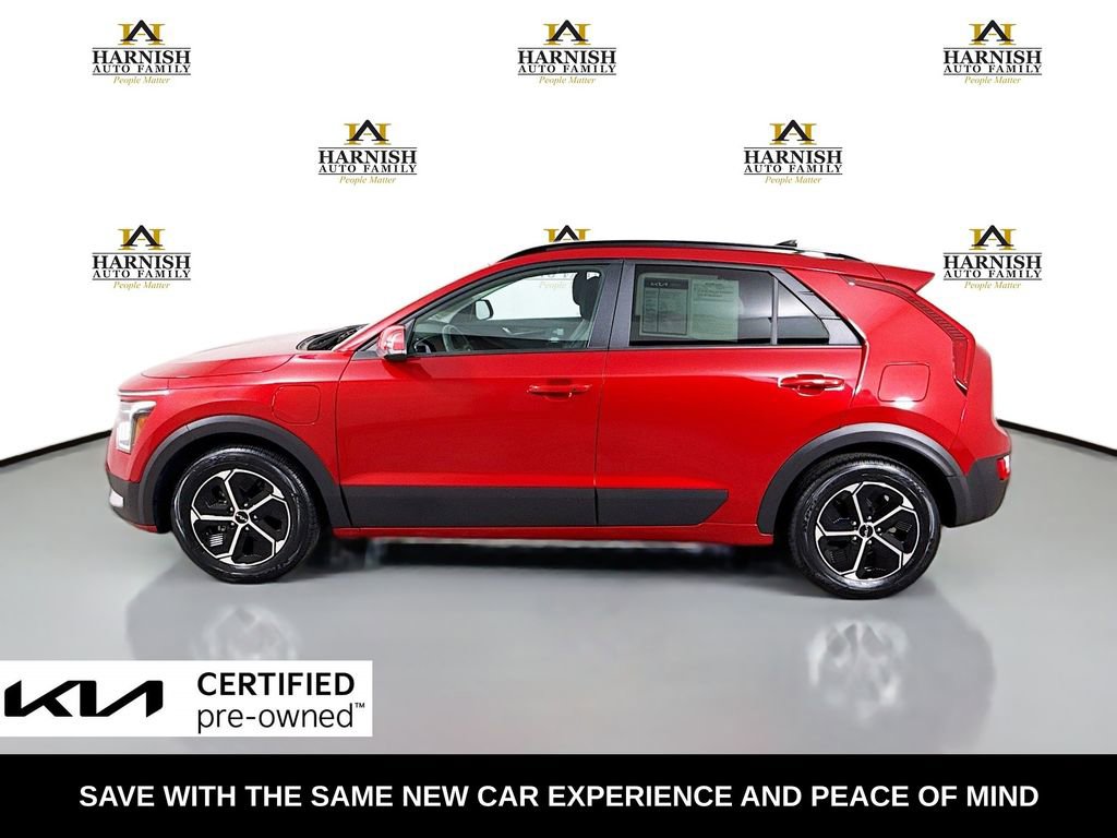 Certified 2025 Kia Niro LX image 4