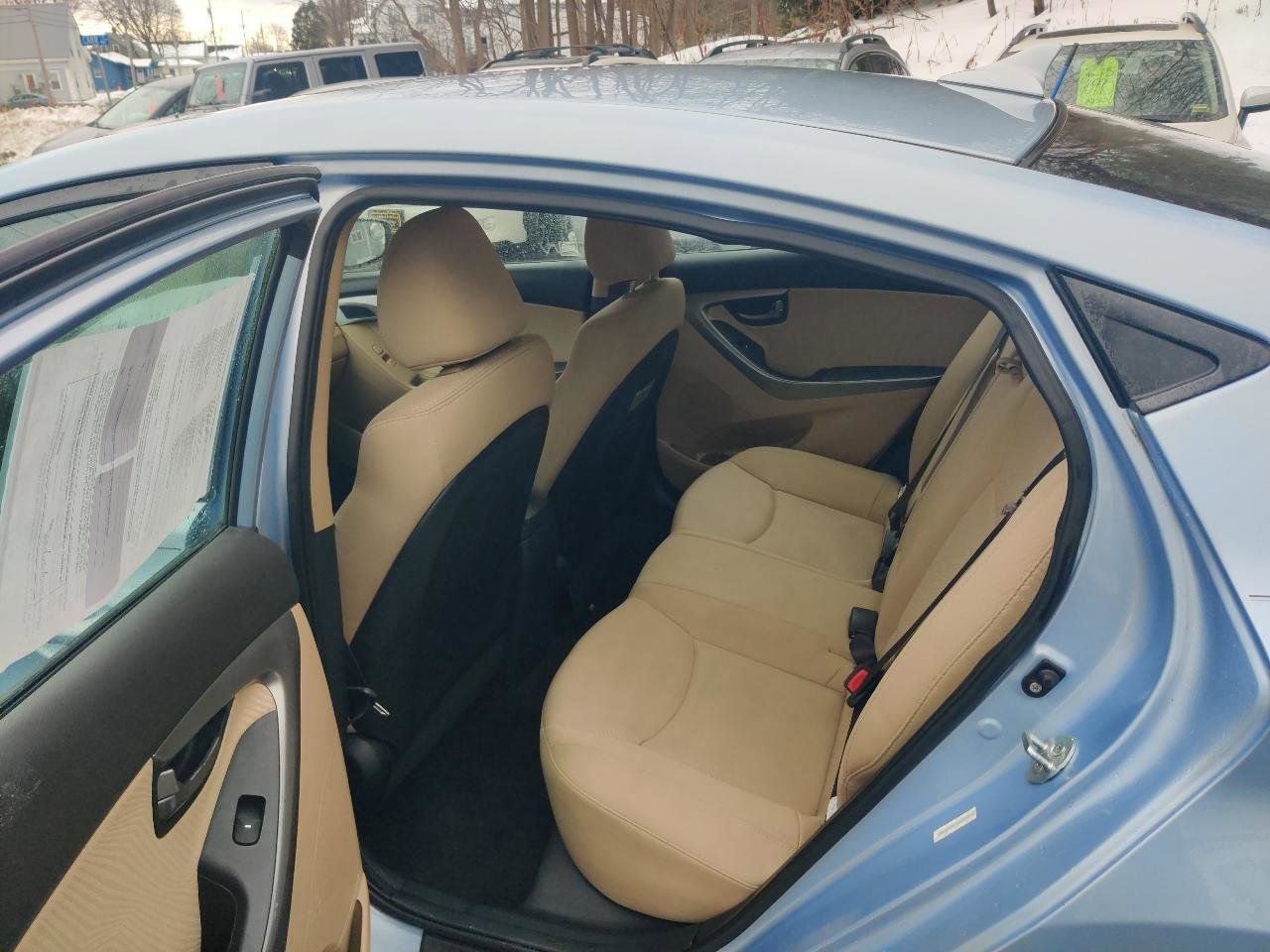 Used 2013 Hyundai Elantra GLS w/ Preferred Pkg image 13