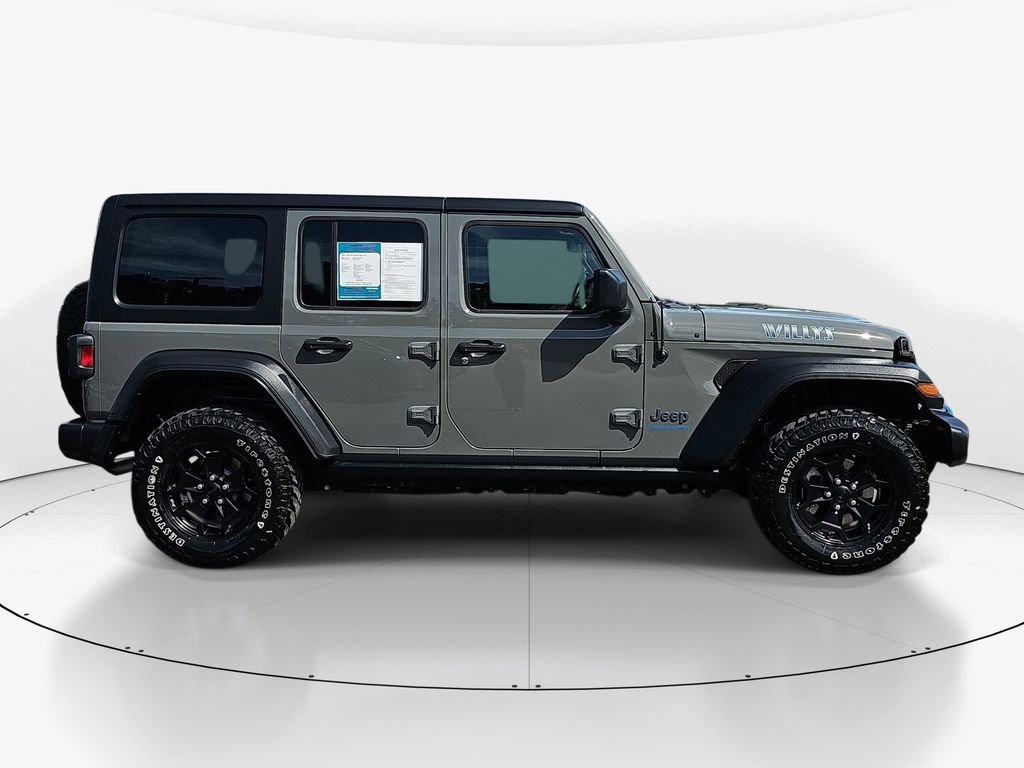 Used 2023 Jeep Wrangler Unlimited w/ Cold Weather Group image 4