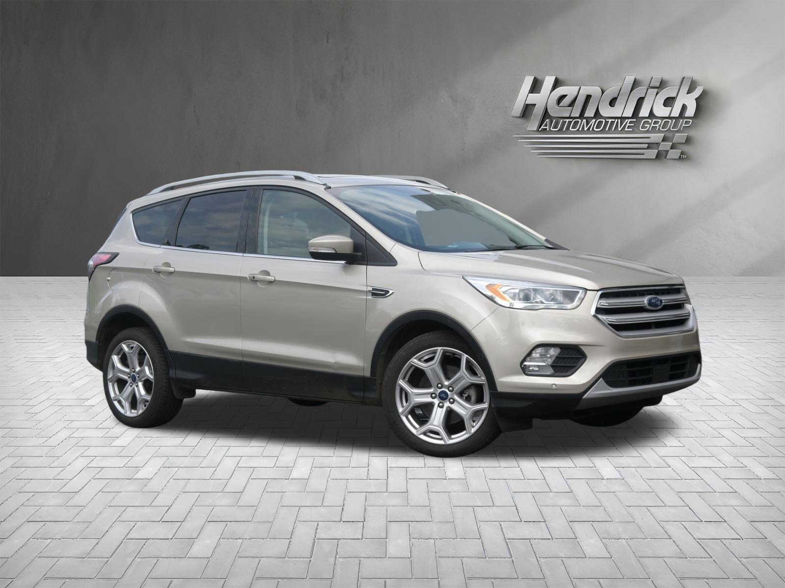 Used 2018 Ford Escape Titanium w/ Ford Safe & Smart Package AWD/4WD image 2