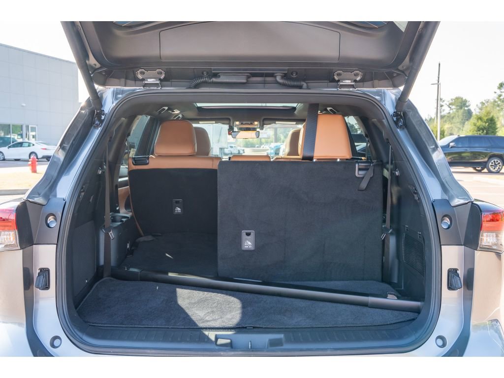 Certified 2026 Toyota Highlander Platinum image 16