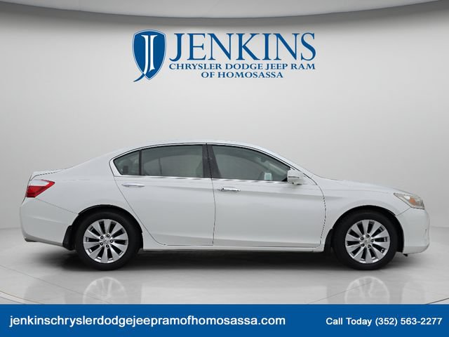 Used 2013 Honda Accord Touring image 2