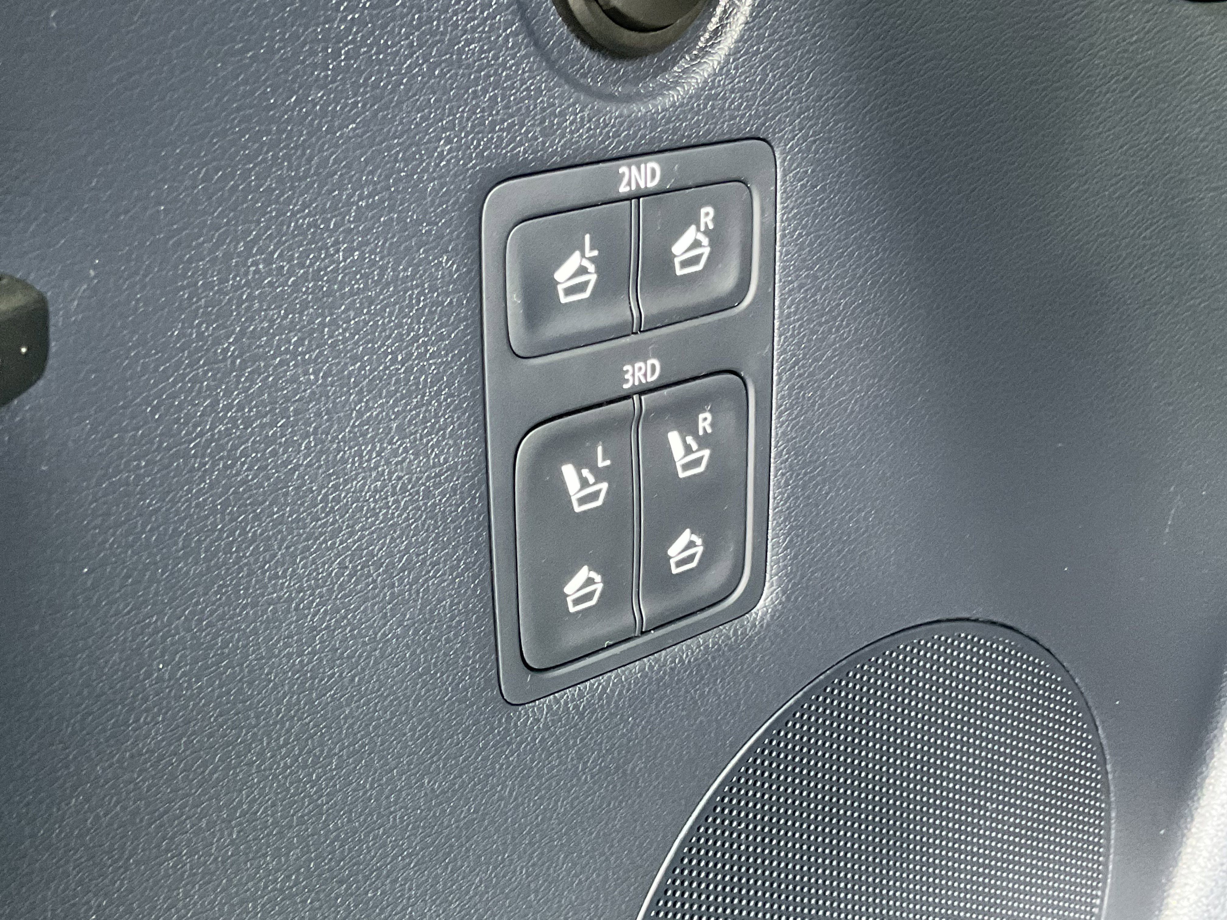 Used 2024 Hyundai Palisade Calligraphy image 53