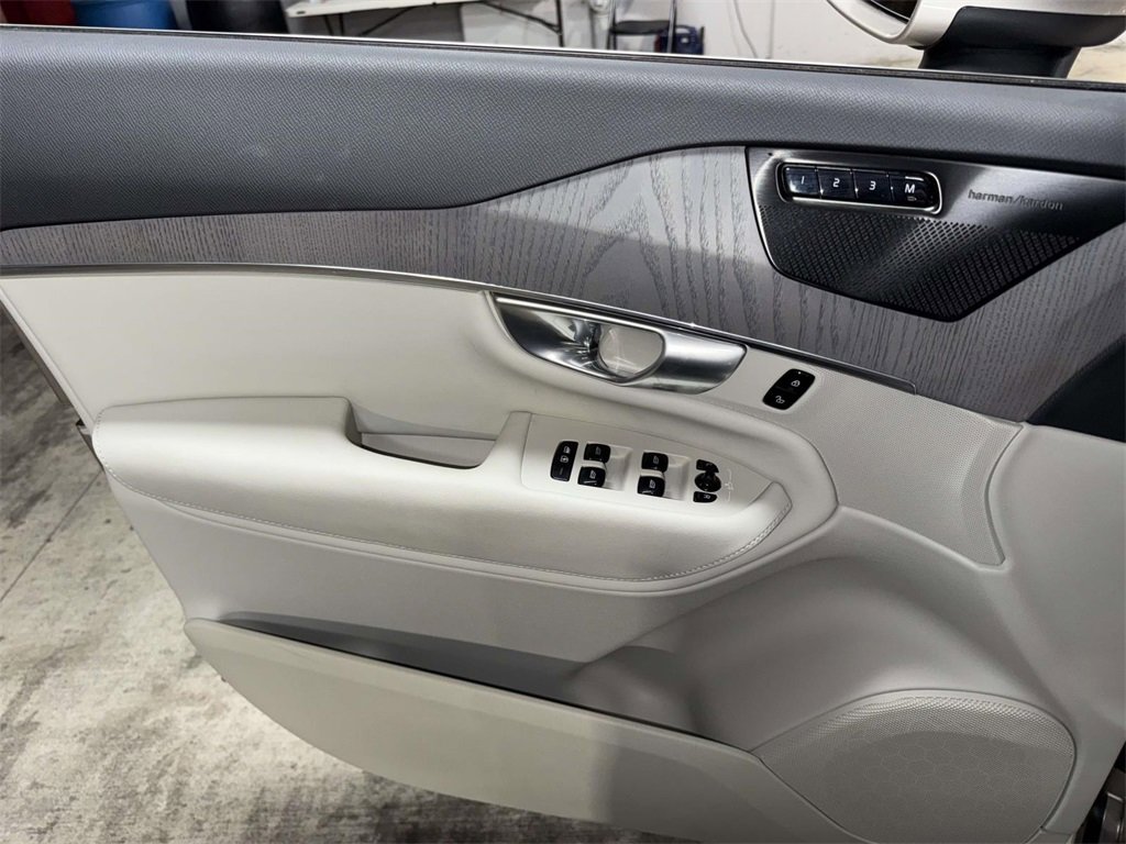 Used 2024 Volvo XC90 B6 Plus w/ Protection Package Premier image 20