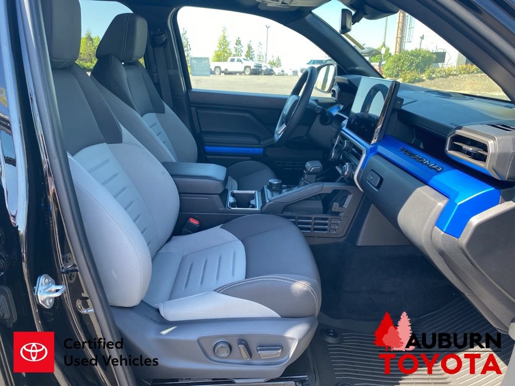 Certified 2025 Toyota Tacoma TRD Sport w/ TRD Sport Upgrade Package AWD/4WD image 16