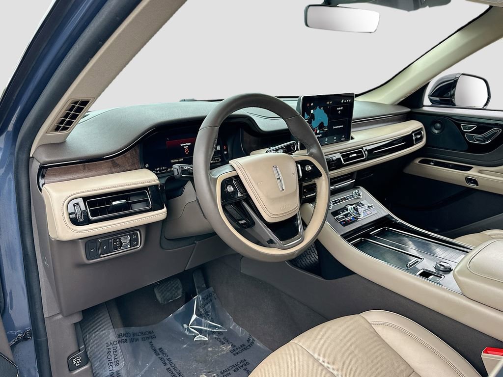 Used 2021 Lincoln Aviator Reserve w/ Equipment Group 201A image 9