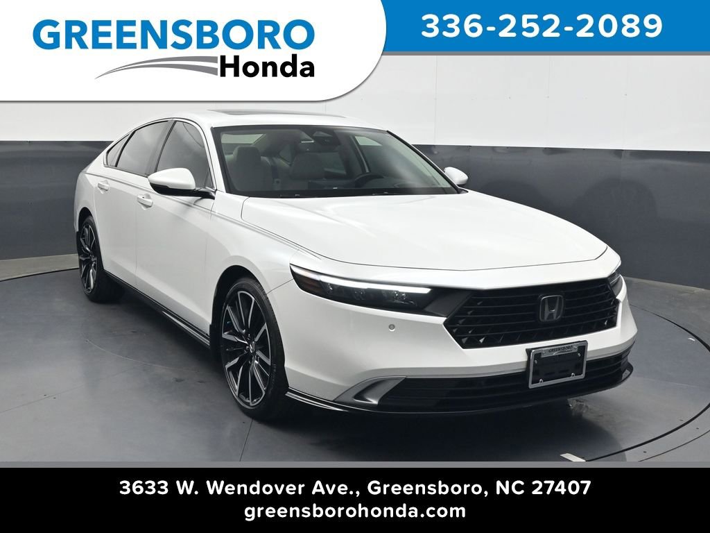 Used 2024 Honda Accord Touring image 1